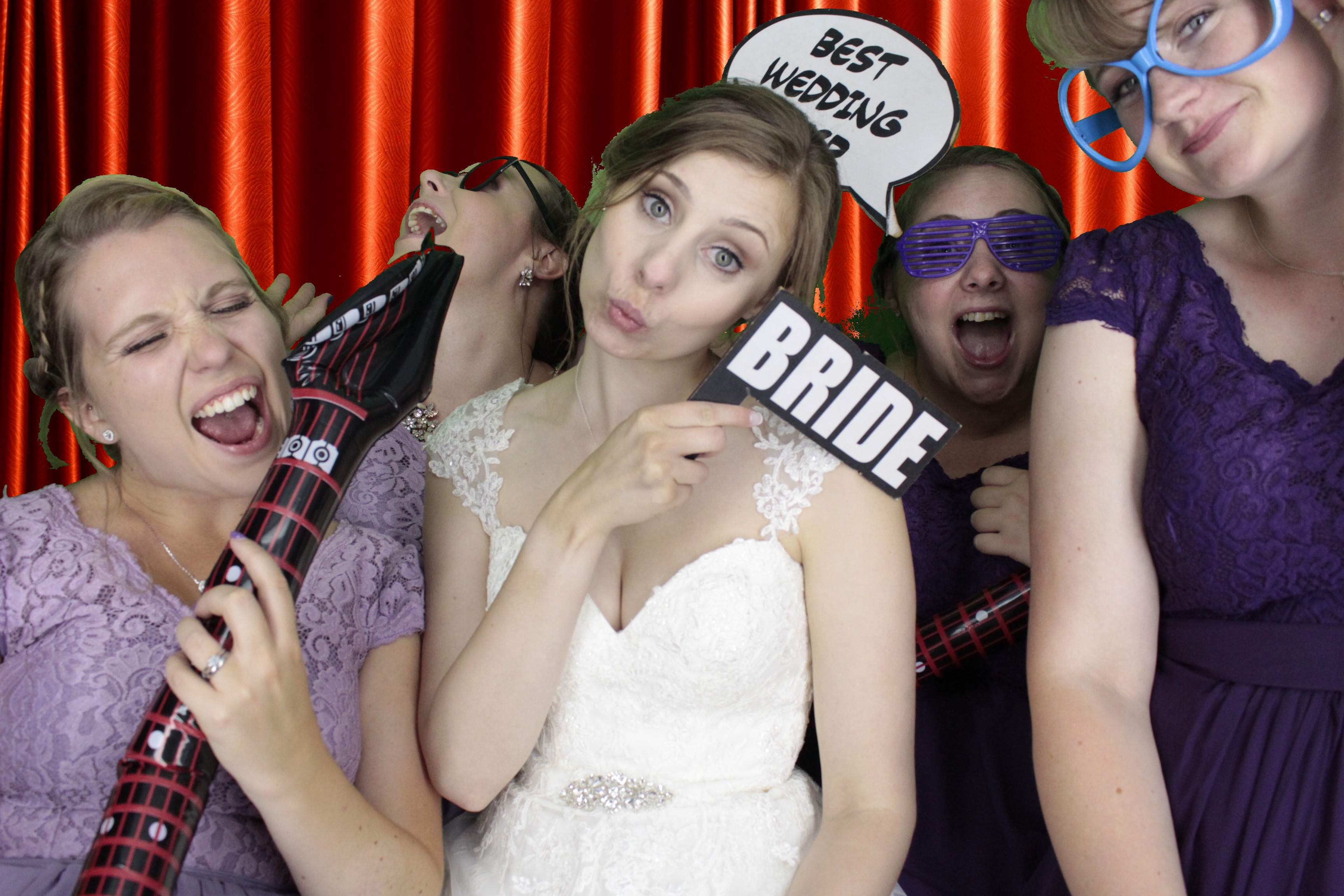 Mr & Mrs Brooks | View more photos from the event at gallery.myphotoboothexperience.co.uk/u/MyPhotoBoothExperienceLtd/Mr-Mrs-Brooks
